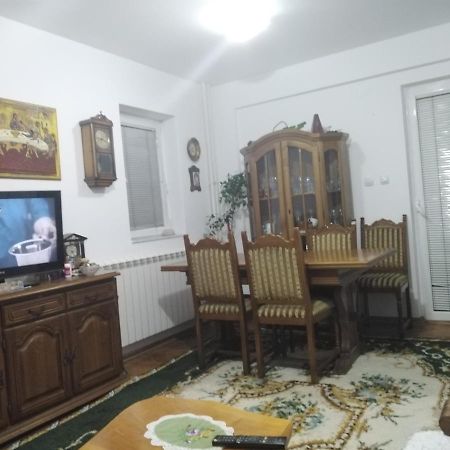Kraljevski Apartman Kraljevo Exterior foto