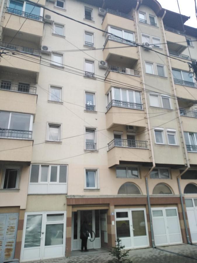 Kraljevski Apartman Kraljevo Exterior foto